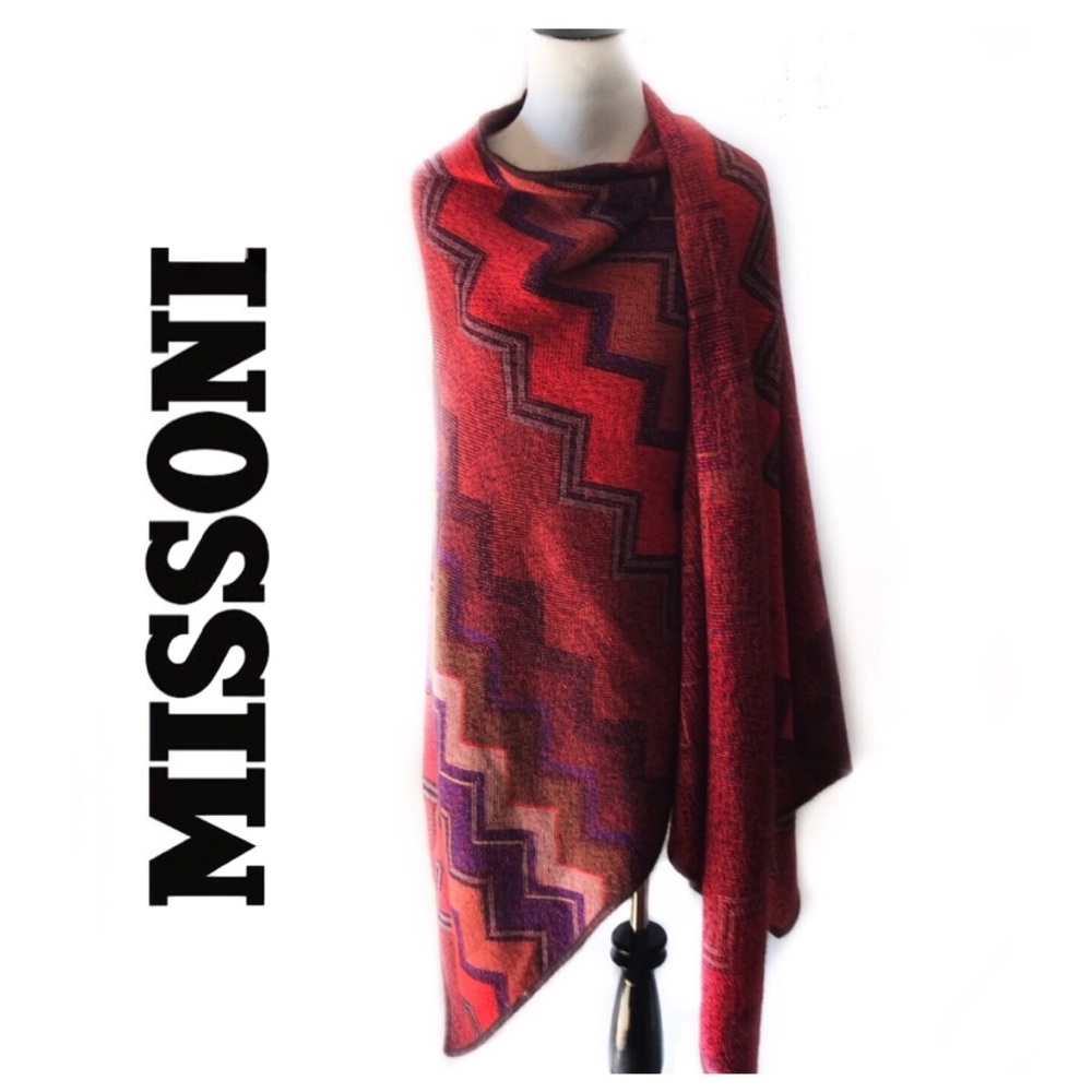Gorgeous Missoni Reversible Wool Blend Cape